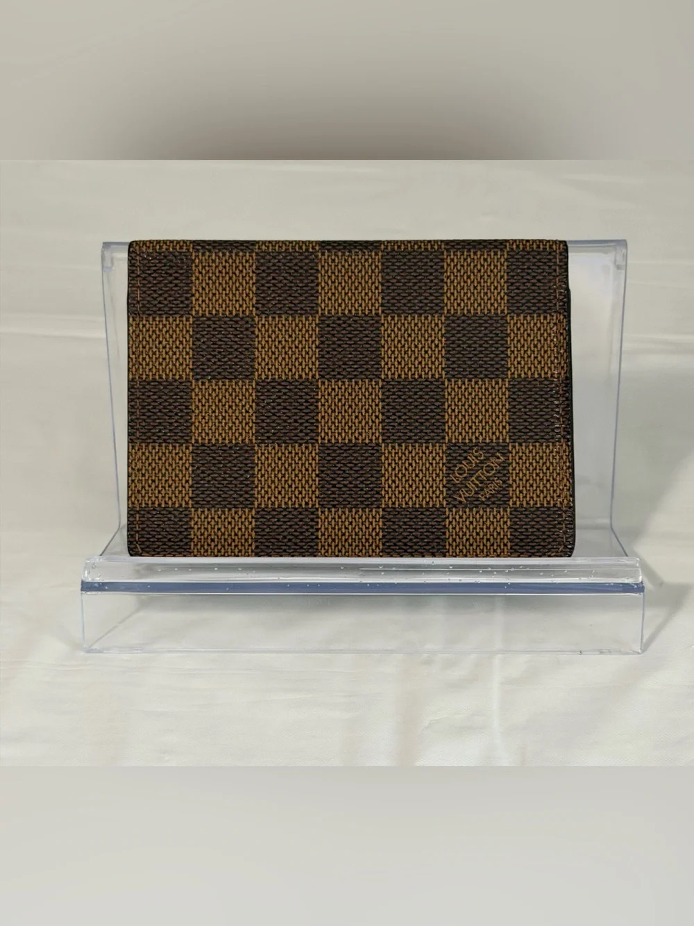 Louis Vuitton card holder in damier ebene